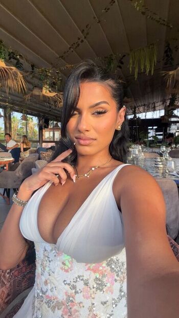 Full leaked Abida private onlyfans photo
