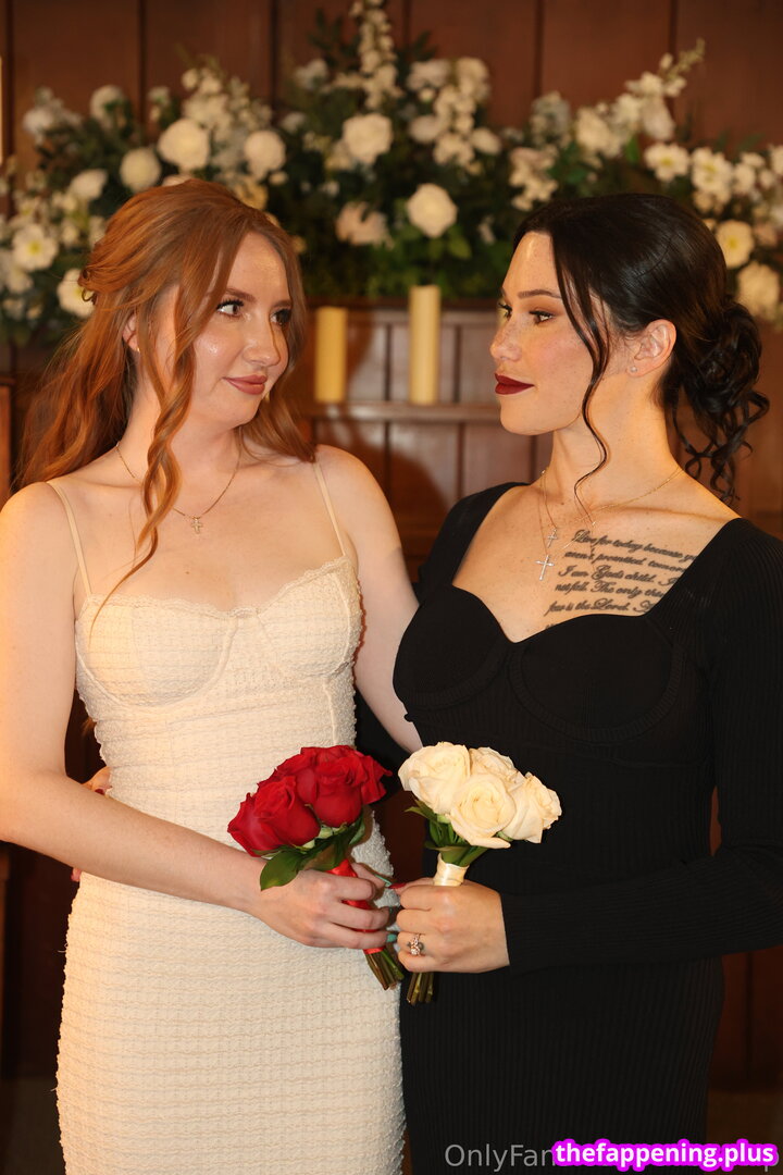 Eevee Bee / Eeveebeeshow / eevee_bee / eeveethebee Фото оголеного OnlyFans #21