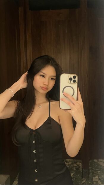 Full leaked Kelxee private onlyfans photo