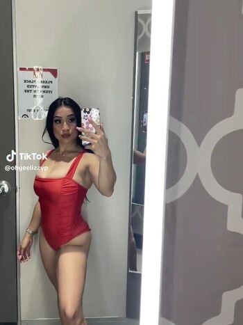 Full leaked Lizzywurst private onlyfans photo