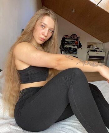 Full leaked Mx ronja page private onlyfans photo