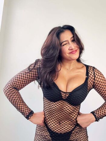 Full leaked Sofia ansari private onlyfans photo