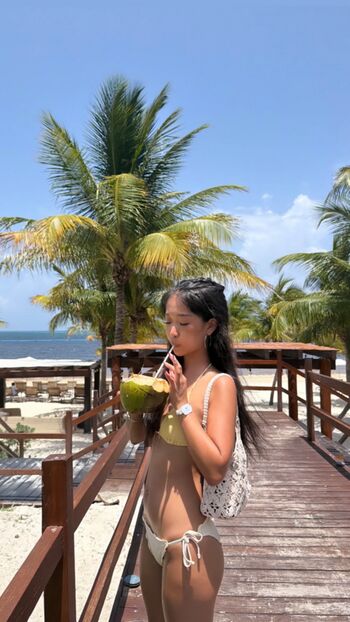 Full leaked Yebin park private onlyfans photo